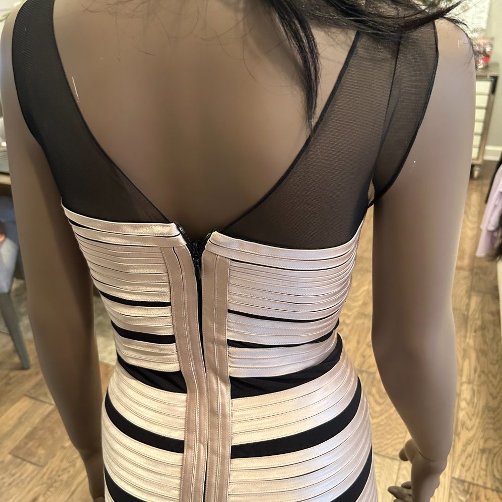 BCBGMaxAzria Champagne Gold Black Mini Dress Size 0 - Picture 6 of 7